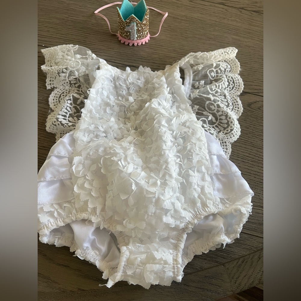 One years old lace onsie birthday outfit with hat